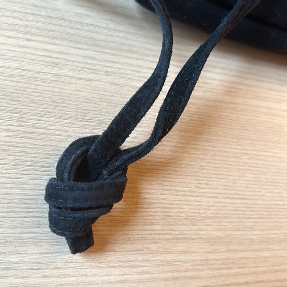 Vintage crossbody bag suede black tassel 70s 80s Italy - Picture 11 of 12